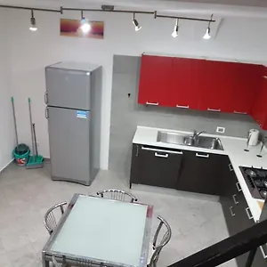 Casa Con Parcheggio Privato Interno Appartamento