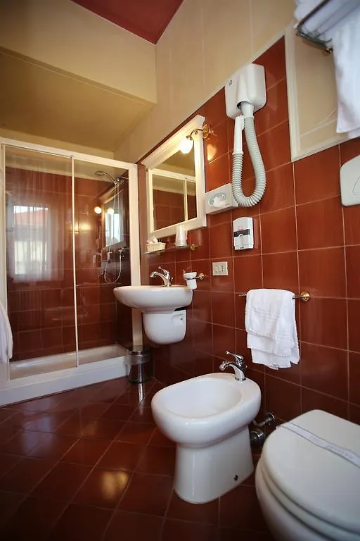 Hotel Gennarino Livorno 3*,  Italy