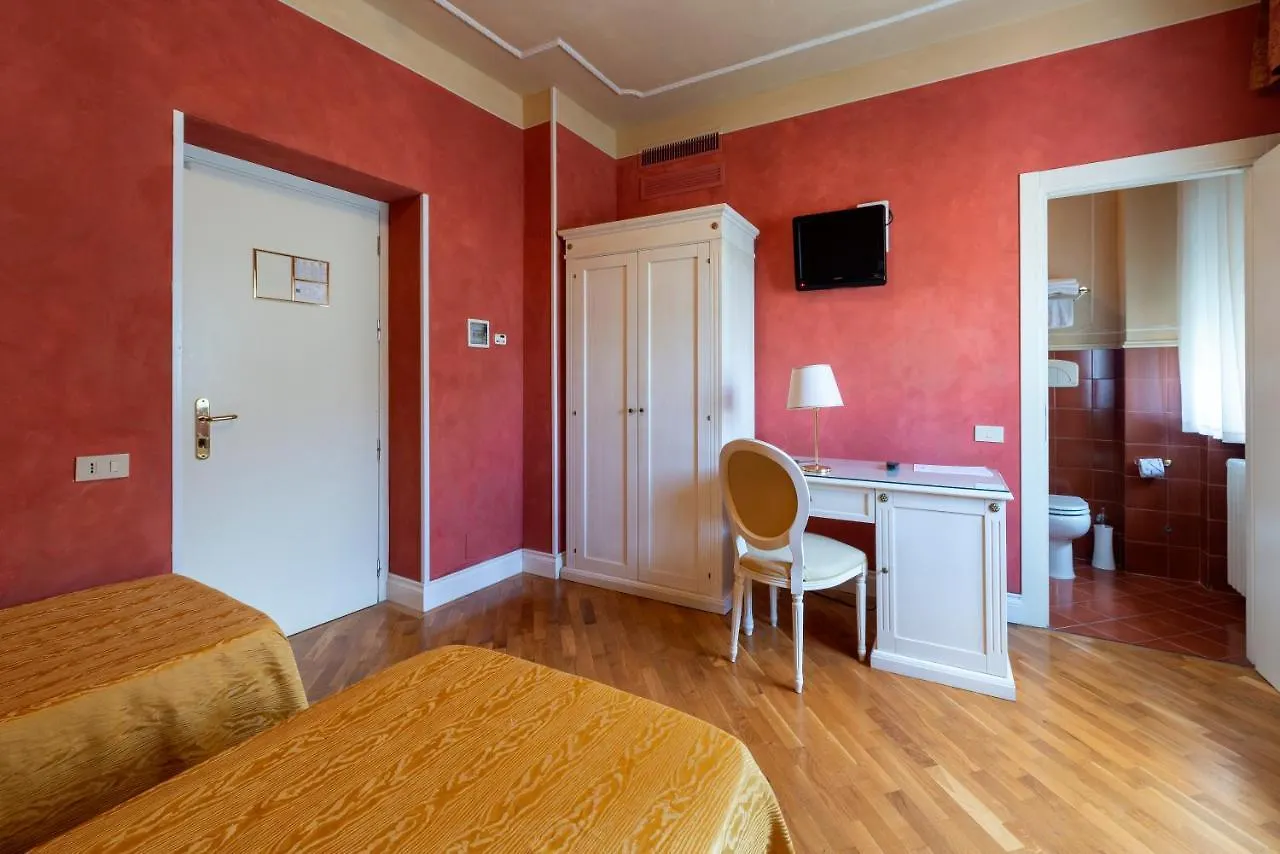 ***  Hotel Gennarino Livorno Italy